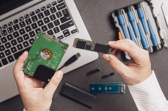 Замена hdd на ssd на ноутбуке в Ижевске