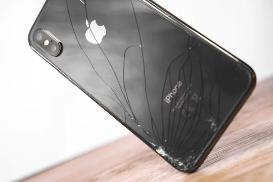 Замена корпуса на iPhone в Ижевске